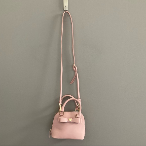 Betsey Johnson Mini Crossbody. EUC - Picture 4 of 8